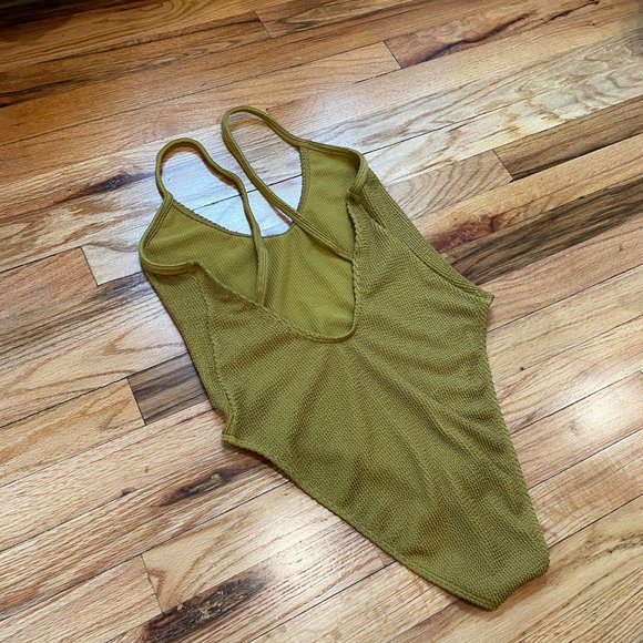NWOT Good American Always Fits One-Piece in Dirty Olive (SIZE SOLD OUT!) - Picture 9 of 13